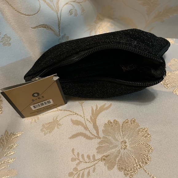 Fold Up Black and Gold Lurex Slipperss - Picture 6 of 13